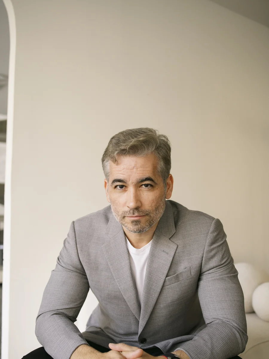 Dr. Carlos Gama